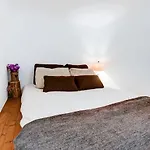 Appartement Rustic Elegance
