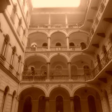 公寓 Rustic Elegance